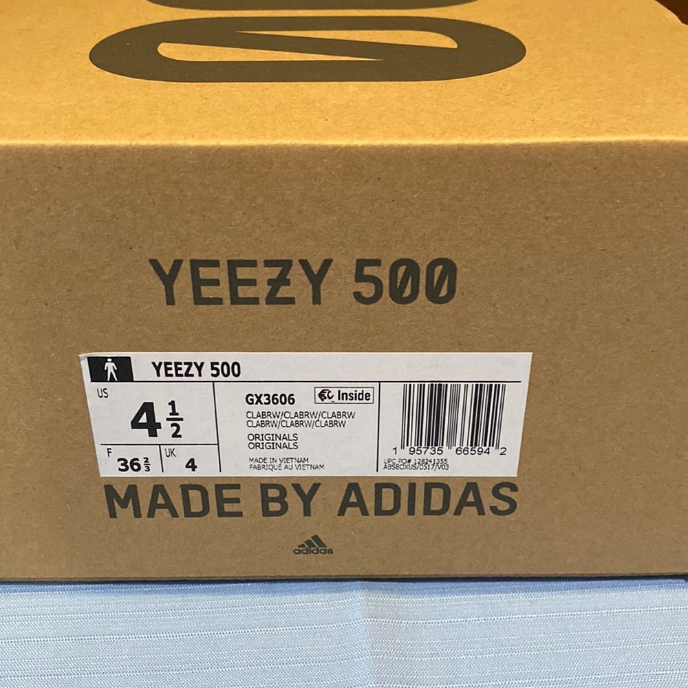 Yeezy 500 Clay Brown Size 4.5 men
